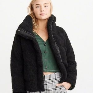 Abercombie Sherpa Puffer Size M